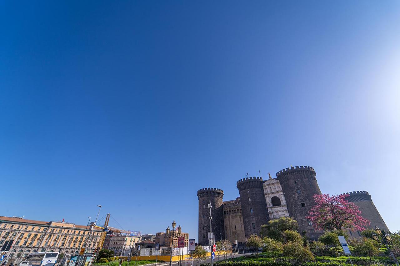 Le 4 Stagioni Dante H Napoli Centro, By Clapa Group Hotel Exterior photo