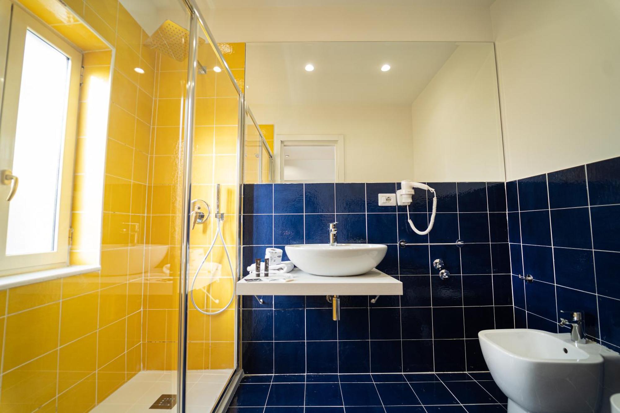 Le 4 Stagioni Dante H Napoli Centro, By Clapa Group Hotel Room photo