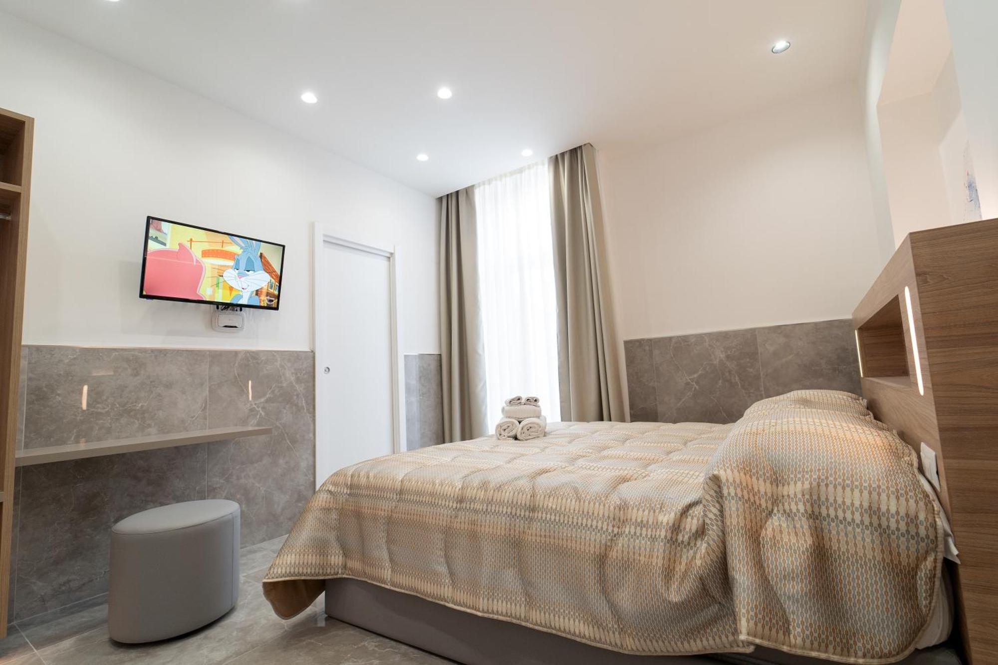 Le 4 Stagioni Dante H Napoli Centro, By Clapa Group Hotel Room photo